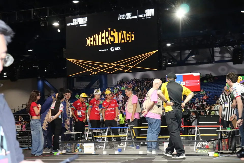 FIRST Championship: como acompanhar ao vivo a Amigos Droids no maior torneio de robótica do mundo